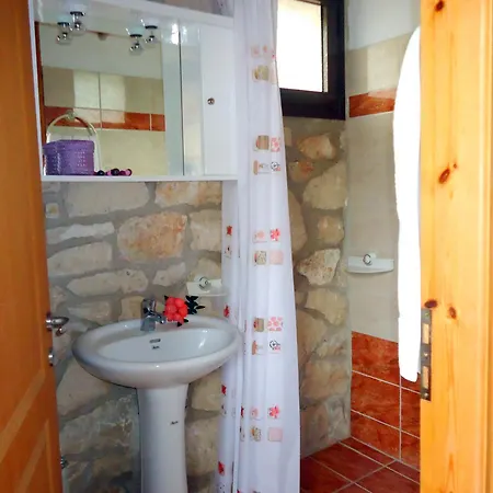 アパートホテル Valentino & 4*